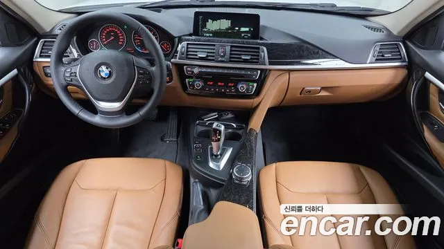 BMW 3 серия — интерьер