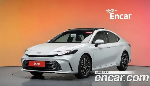 Toyota Camry — экстерьер