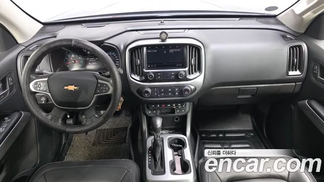 Chevrolet Korea Colorado — интерьер