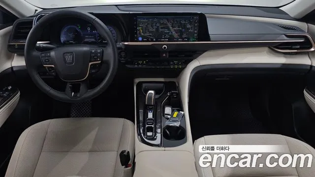 Toyota Crown — интерьер