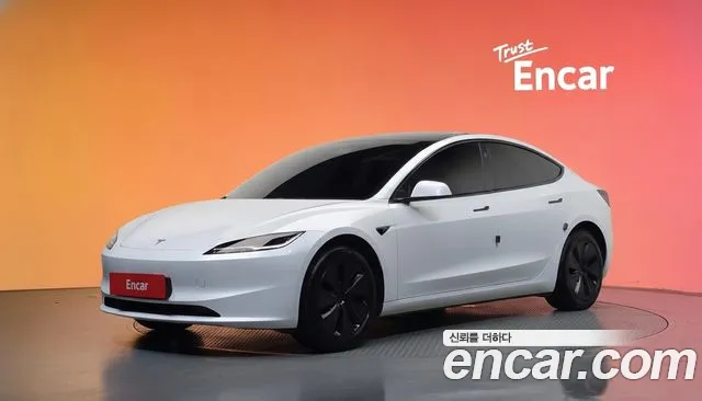 Tesla Model 3 — экстерьер