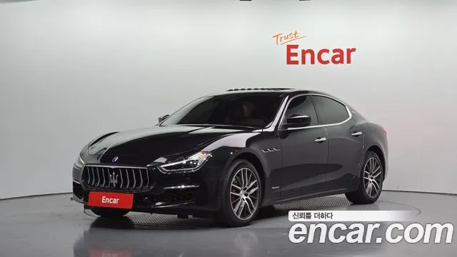Maserati Ghibli — экстерьер