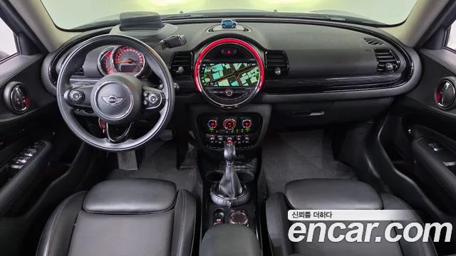 MINI Clubman — интерьер