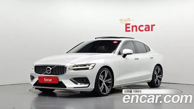 Volvo S60 — экстерьер