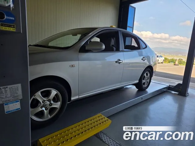 Hyundai Elantra — интерьер