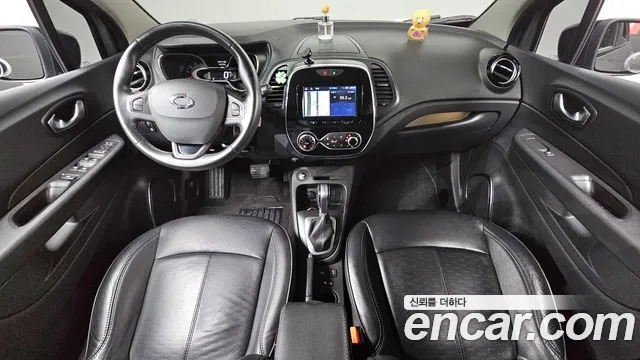 Renault Korea QM3 — интерьер