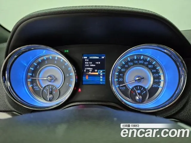 Chrysler 300C — интерьер