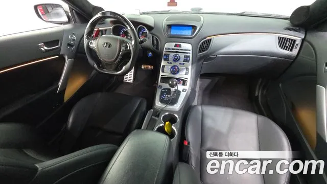 Hyundai Genesis — интерьер