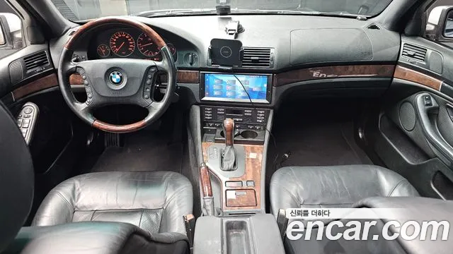 BMW 5 серия — интерьер