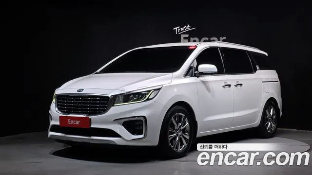 Kia Carnival — экстерьер