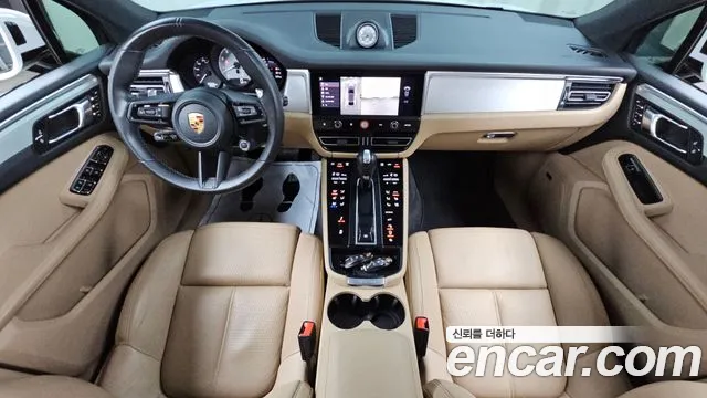 Porsche Macan — интерьер