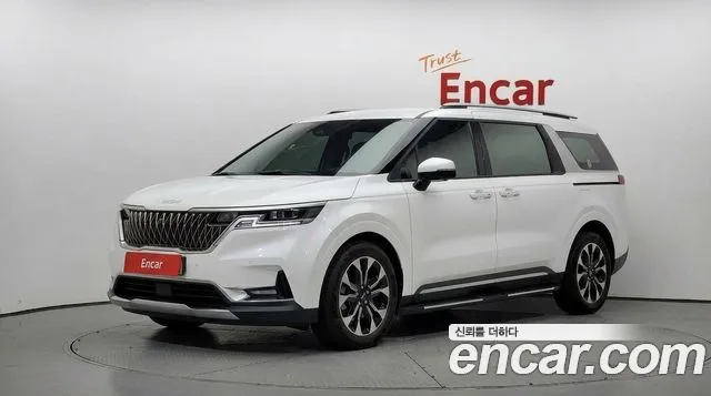 Kia Carnival — экстерьер