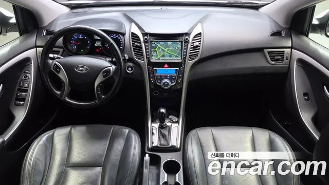 Hyundai i30 — интерьер