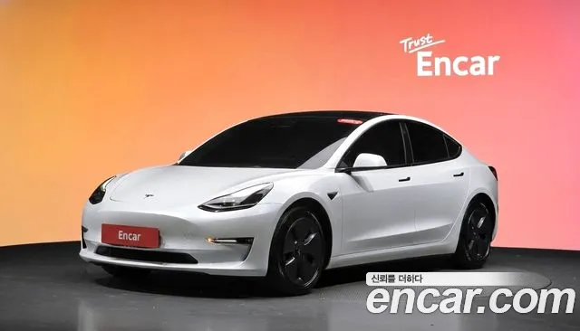 Tesla Model 3 — экстерьер