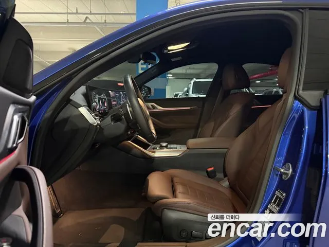BMW 4 серия — интерьер