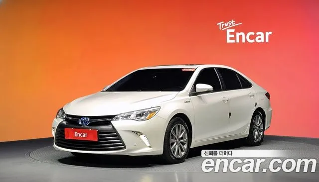 Toyota Camry — экстерьер
