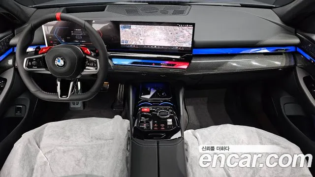 BMW M5 — интерьер