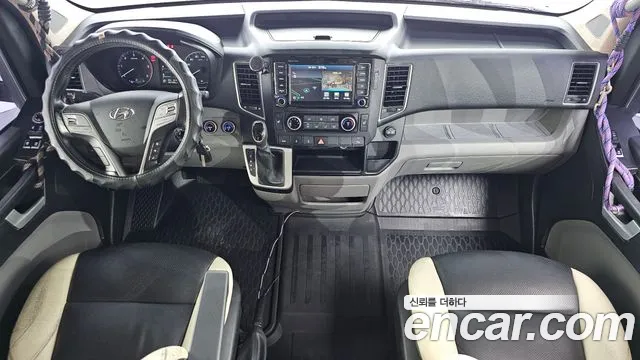 Hyundai Solati — интерьер