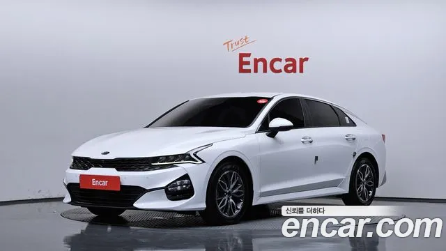 Kia K5 — экстерьер