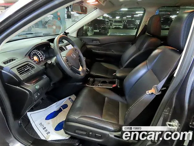 Honda CR-V — интерьер
