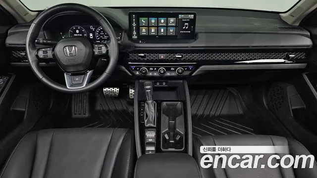 Honda Accord — интерьер