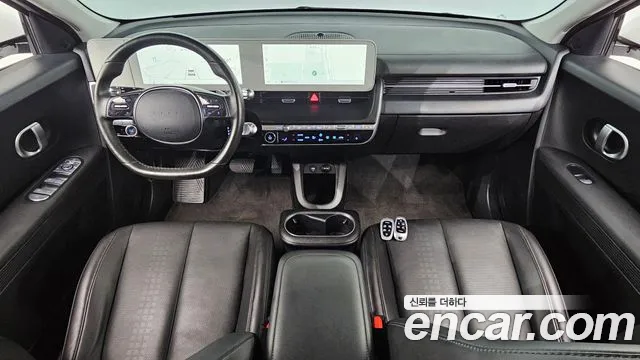 Hyundai IONIQ 5 — интерьер