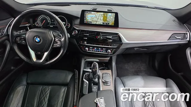 BMW 5 серия — интерьер