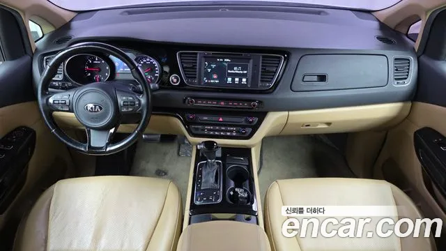 Kia Carnival — интерьер