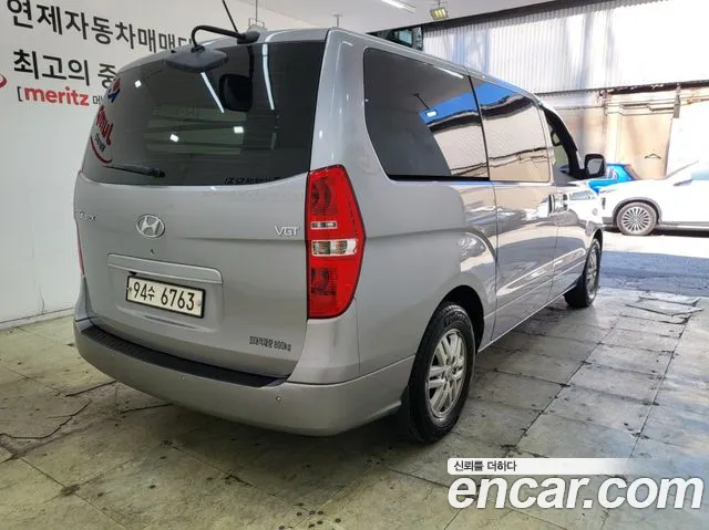 Hyundai Starex — интерьер