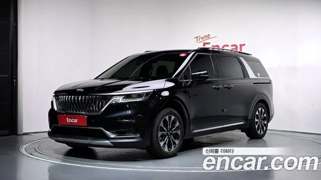 Kia Carnival — экстерьер