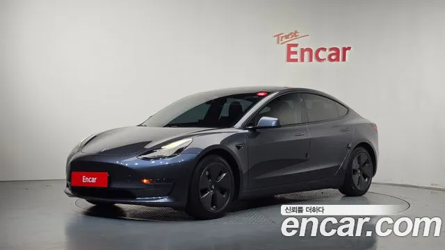 Tesla Model 3 — экстерьер