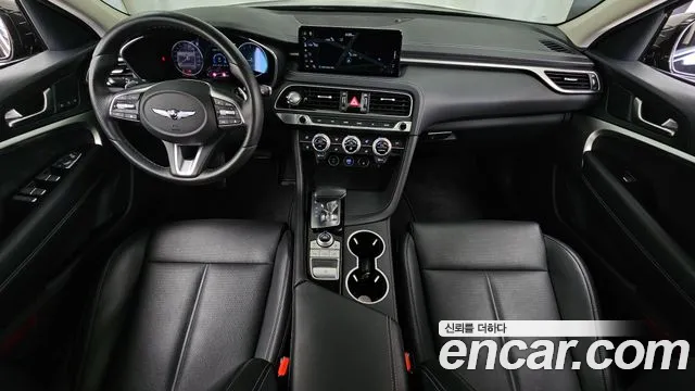 Genesis G70 — интерьер