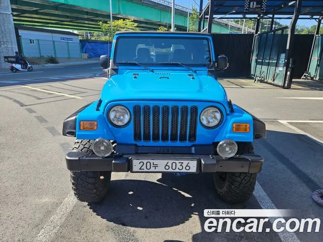 Jeep Wrangler — экстерьер