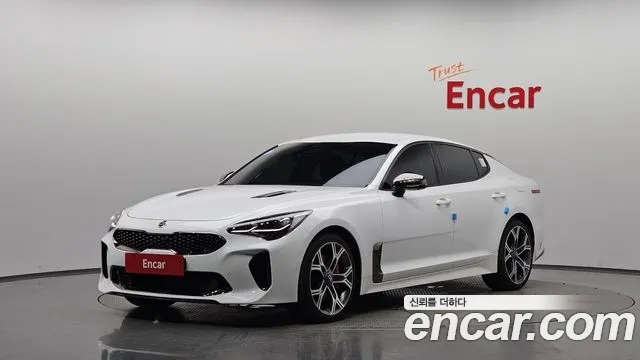 Kia Stinger — экстерьер