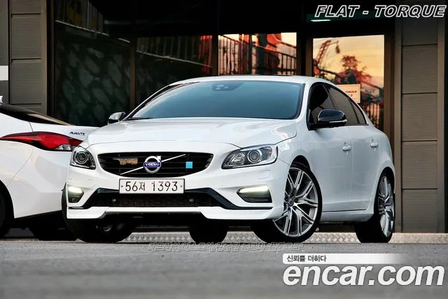 Volvo S60 — экстерьер