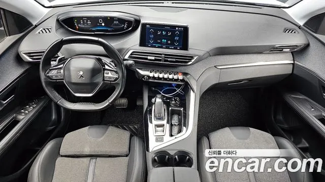 Peugeot 3008 — интерьер