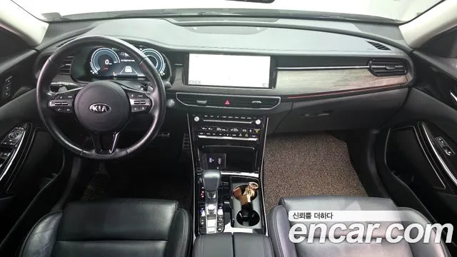 Kia K7 — интерьер