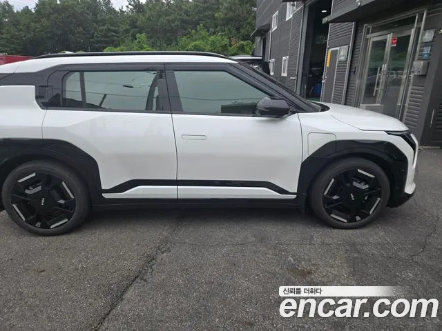 Kia EV3 — интерьер