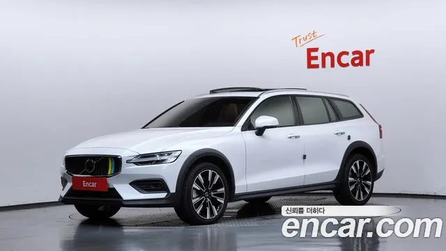 Volvo V60 — экстерьер