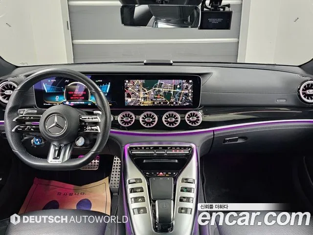 Mercedes-Benz AMG GT — интерьер