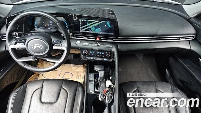 Hyundai Elantra — интерьер