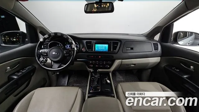 Kia Carnival — интерьер