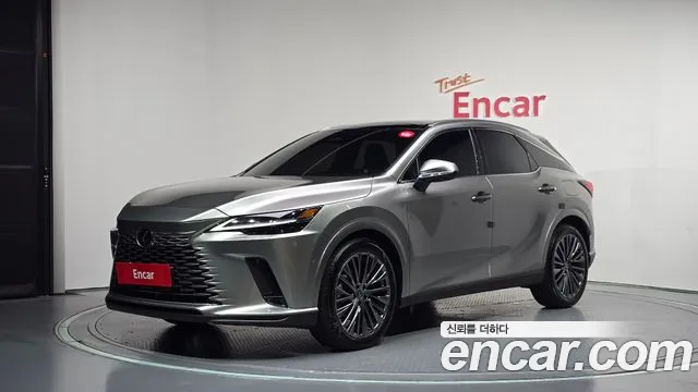 Lexus RX — экстерьер