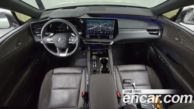 Lexus RX — интерьер
