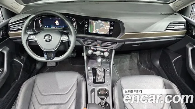 Volkswagen Jetta — интерьер