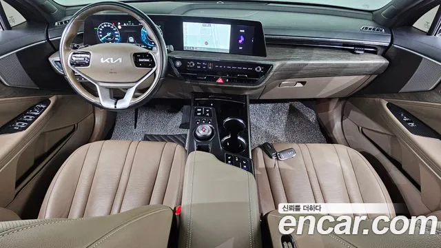 Kia K8 — интерьер