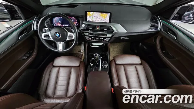 BMW X4 — интерьер