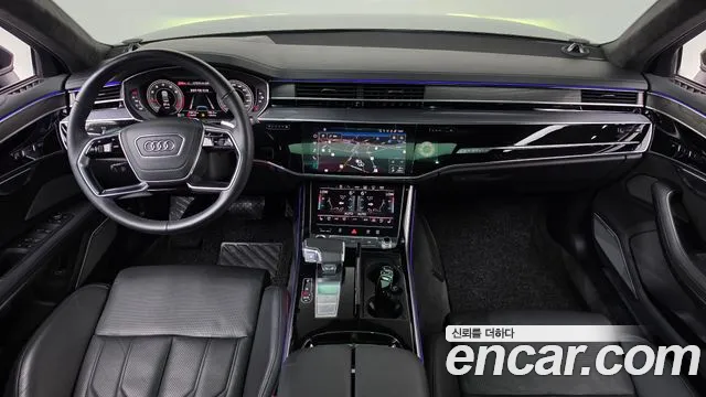 Audi A8 — интерьер