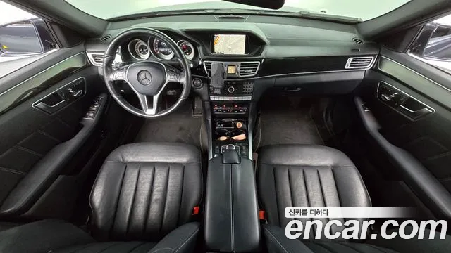 Mercedes-Benz E-класс — интерьер