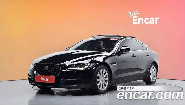 Jaguar XE — экстерьер
